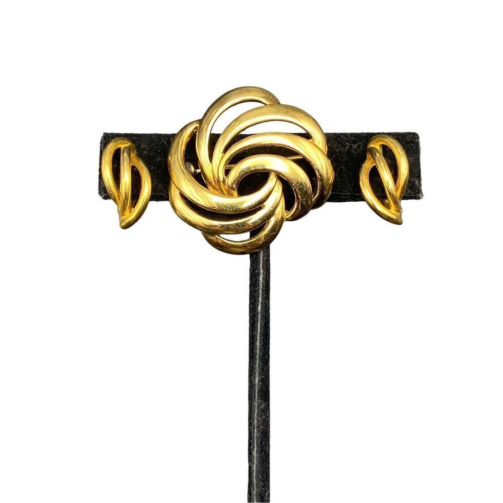 Vintage Napier Gold Tone Small Swirl Pin with matching screw back earring marked